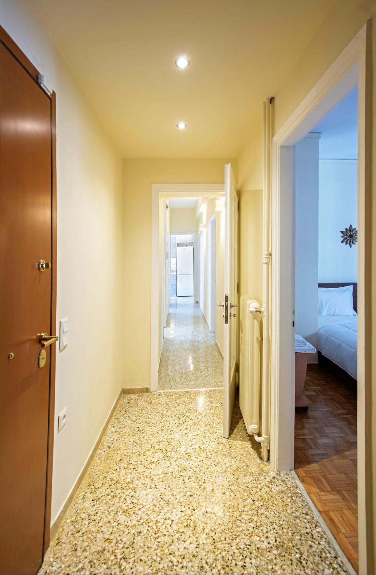 Peaceful Renovated Apartment Near Lycabettus Hill Афины Экстерьер фото